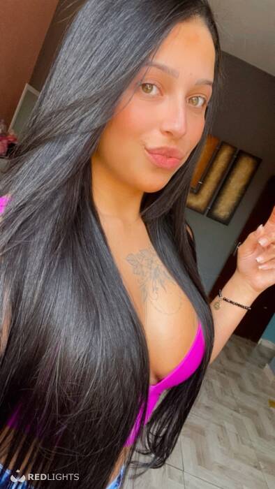 Melly Anal Hot (Foto)