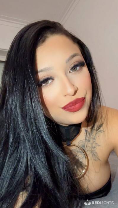 Melly Anal Hot (Foto)