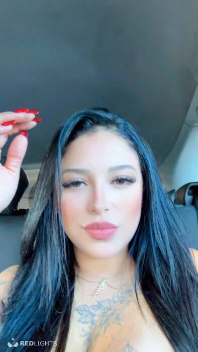 Melly Anal Hot (Foto)