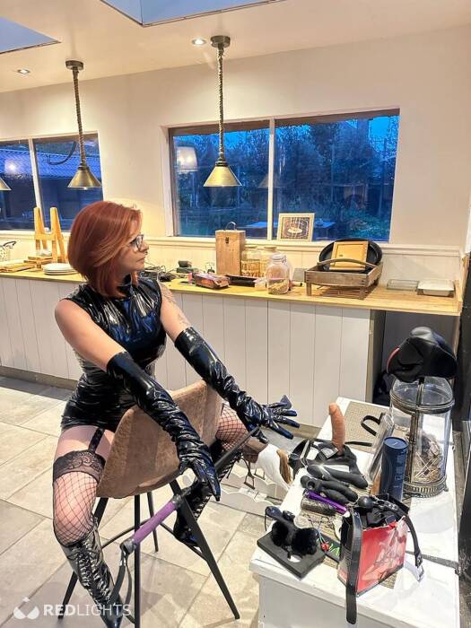 FREYA Dominatrix (Foto)
