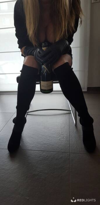 Ann (Foto)