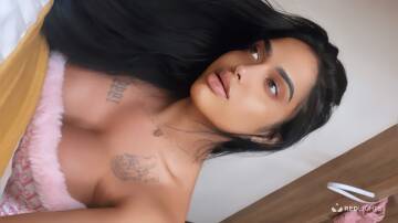 Imola Khalifa (Foto)