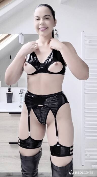 Emanuelly - Masseuse (Foto)