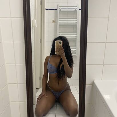 Hot Kim