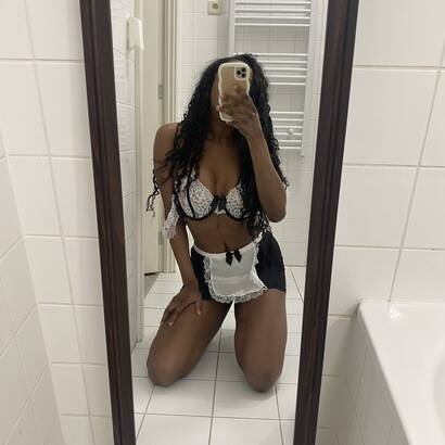 Hot Kim