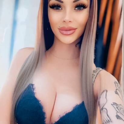 Jennifer Hungary Girl