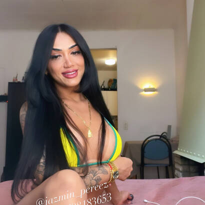 JazminPérez avaliable in brussel