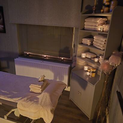 Massagesalon Exhale Hasselt.Vrij