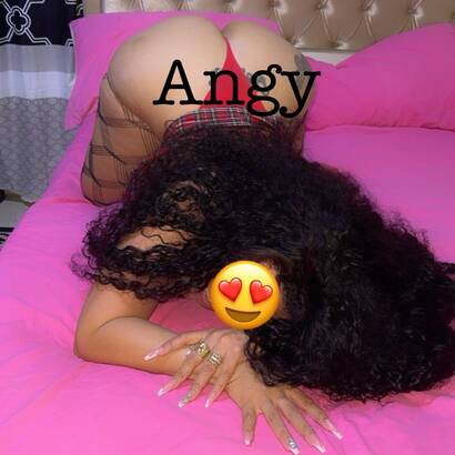 Angy beautiful latina