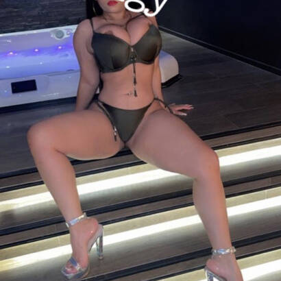 Angy beautiful latina