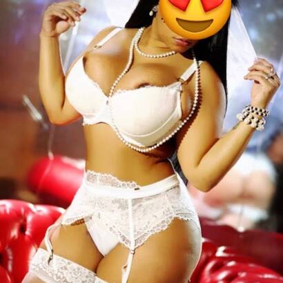 Angy beautiful latina
