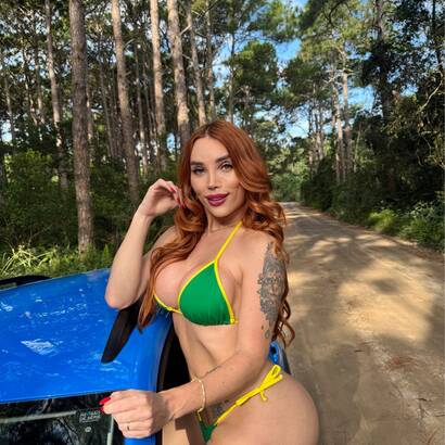 TS HOT  NATALIA MELLO