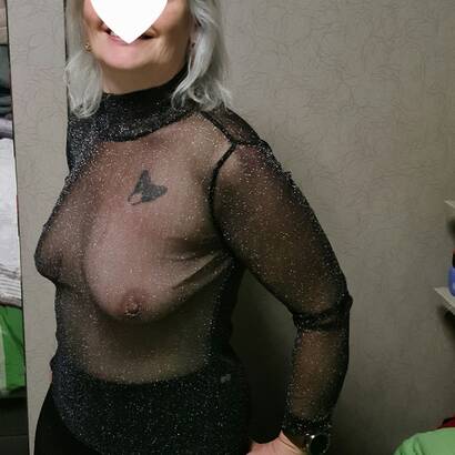Hagelandse milf ontvangt prive