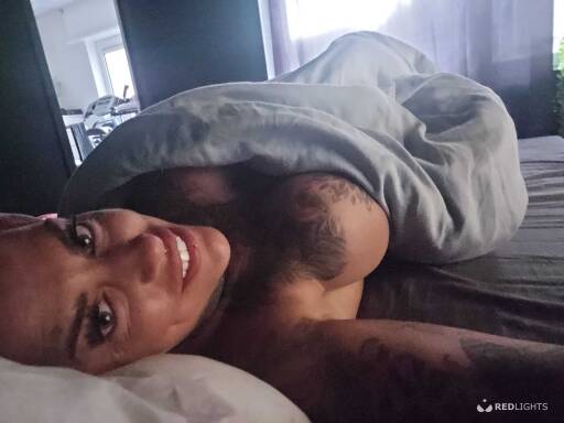 Nederlandstalige escorte jessy (Foto)