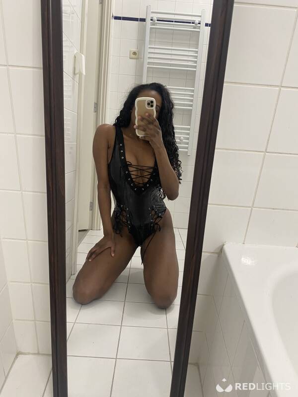 KIM  GFE (Foto)