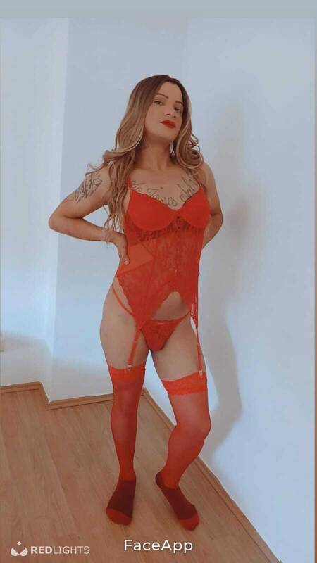 Scarlet (Foto)
