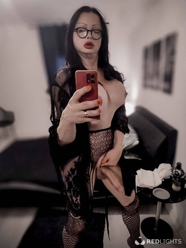 Luana (Foto)