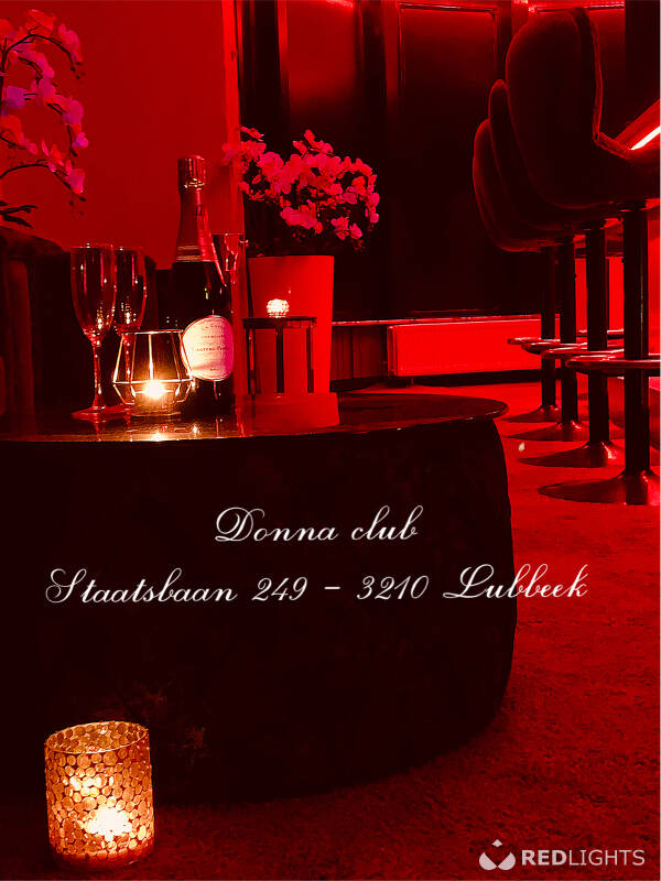 Donna club job (Foto)
