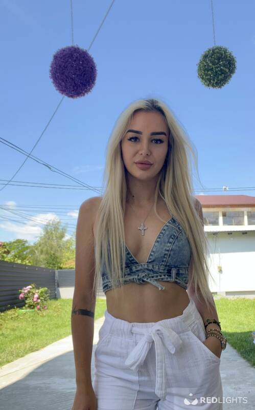 Jennyfer (Foto)