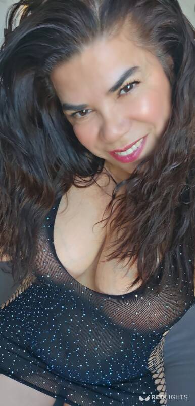 MONIK  SCORT (Foto)