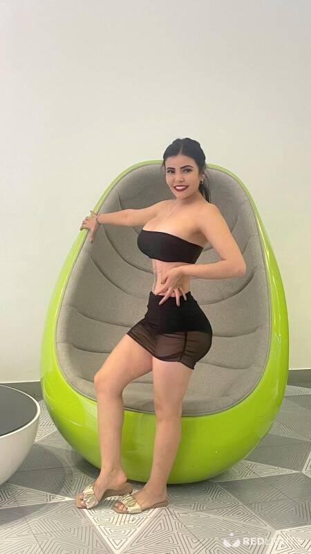 Ariana (Foto)