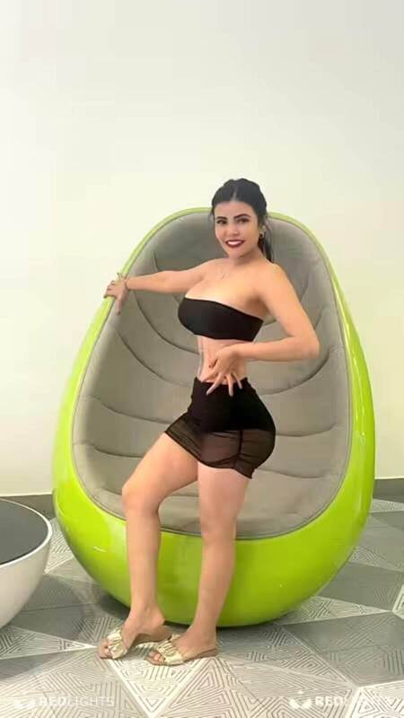 Ariana (Foto)