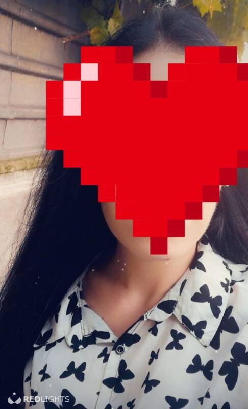 Yonelya Roberta (Foto)