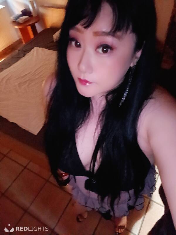 Susan tan (Foto)