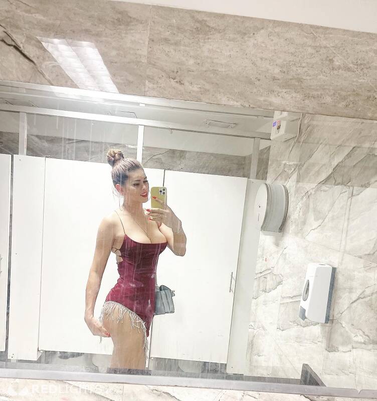 Nataly (Foto)