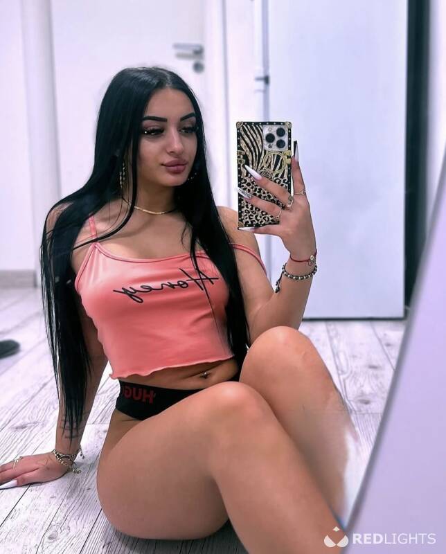 Ana (Foto)