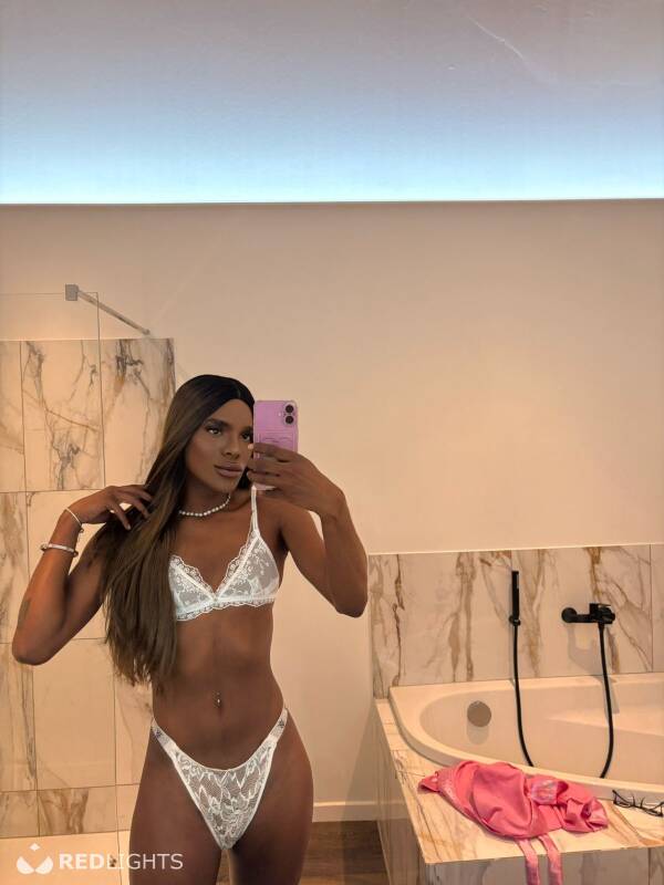 LUNA CARTIEL (Foto)