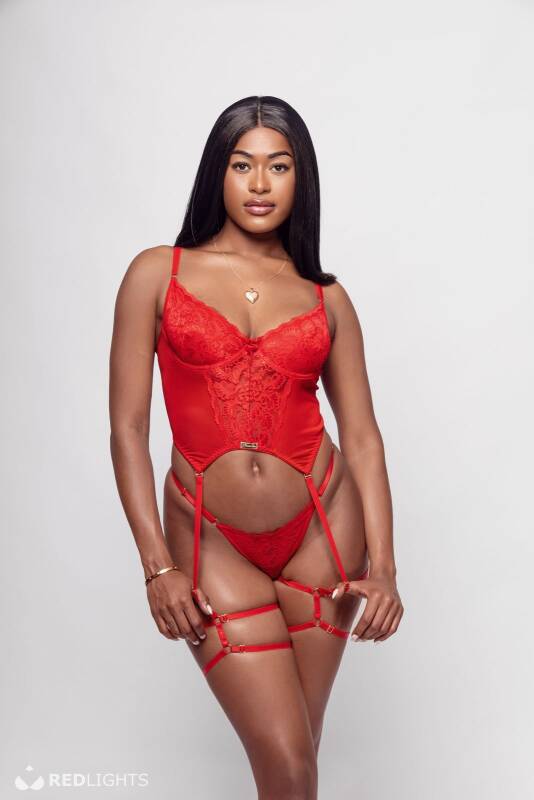Scarlet (Foto)