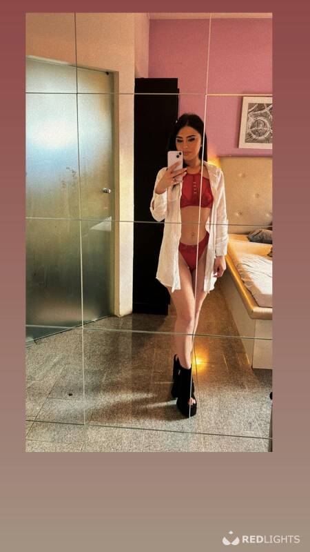 Oana (Foto)