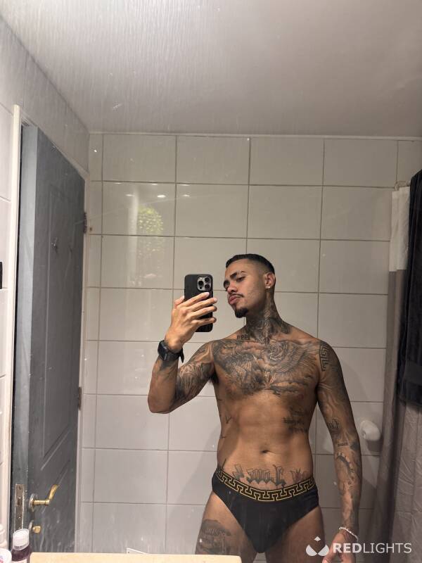 Bruno latínboyxl (Foto)