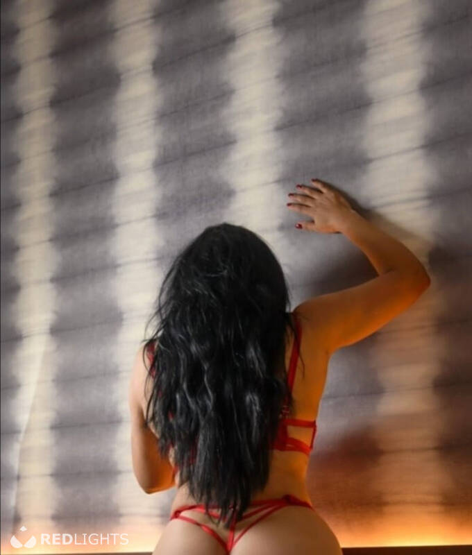 Nora (Foto)