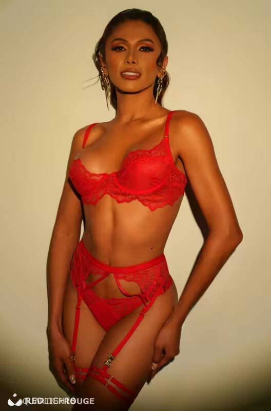 Miss Eva (Foto)