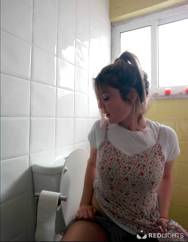 Le voisin pervers est de retour (Foto)