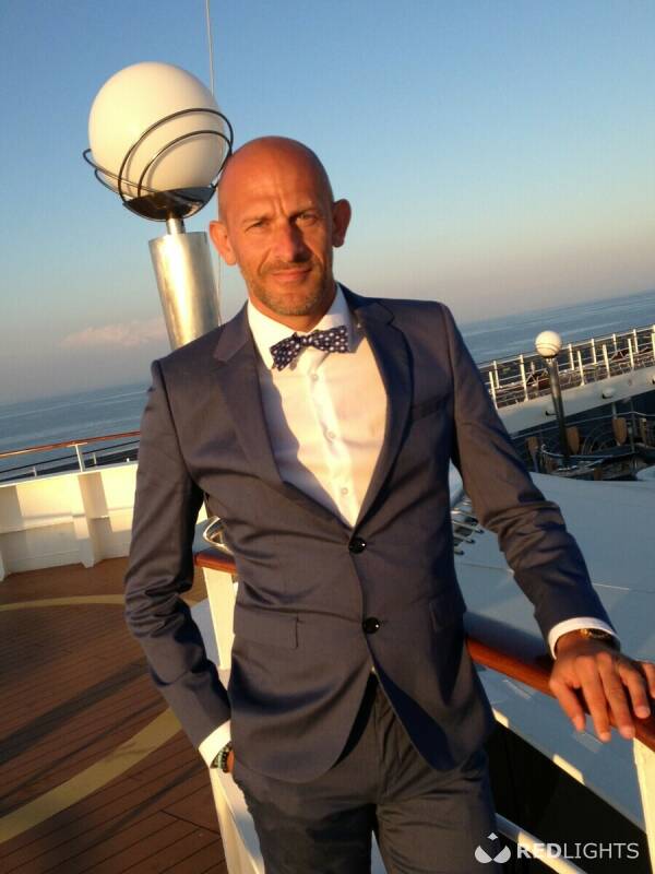 Loic (gay top)Massage:Ero/Relax Masseur (Foto)