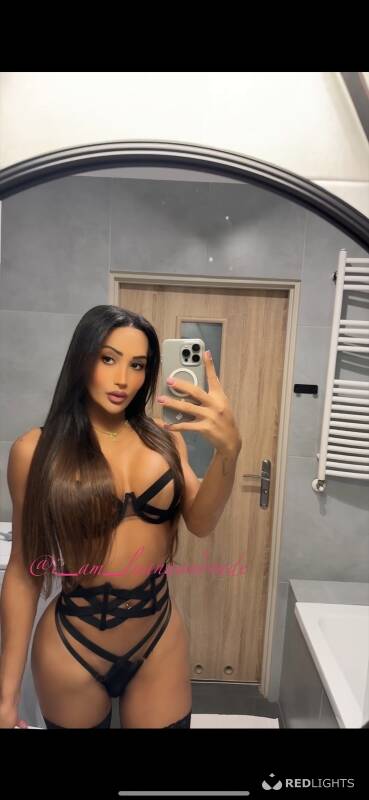 Latina XXL (Foto)