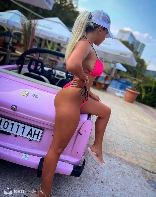 Sara (Foto)