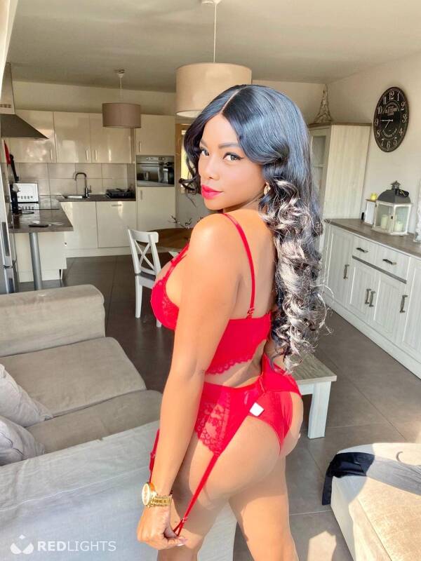Laura (Foto)