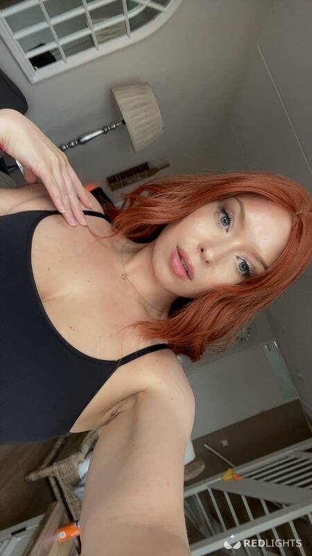 Nina (Foto)