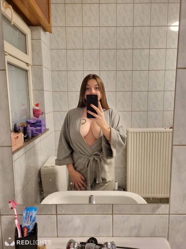 Ashley (Foto)