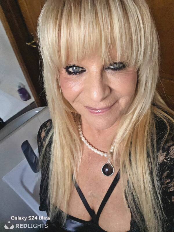 Sylvia (Foto)