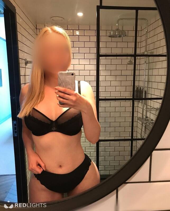 VIKY SEXY BEBE (Foto)